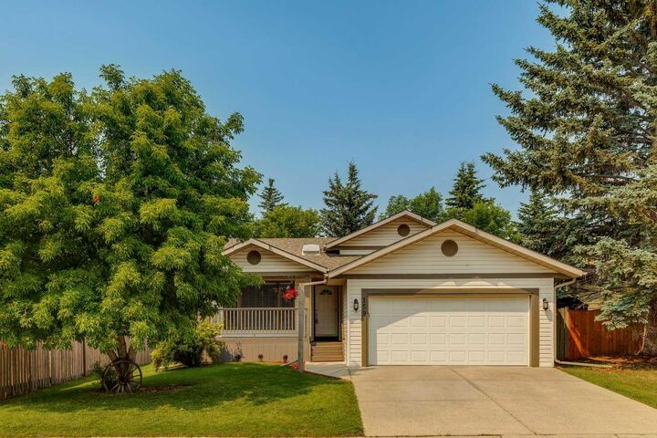 159 Woodbend Way — photo 1