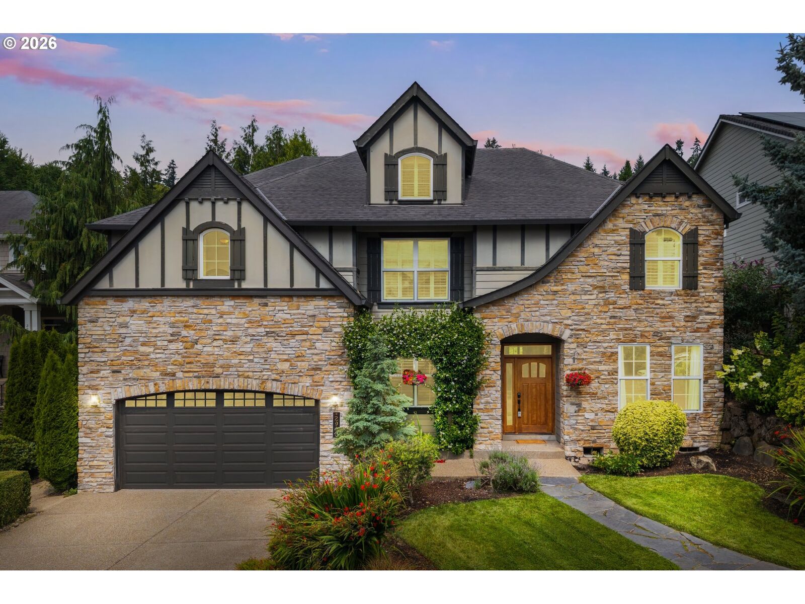 Property Photo:  2990 Sunbreak Ln  OR 97068 