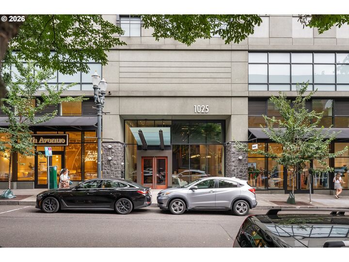 Property Photo: 1025 NW Couch St 619 OR 97209