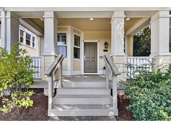 Property Photo:  2527 NW Stimpson Ln  OR 97229 