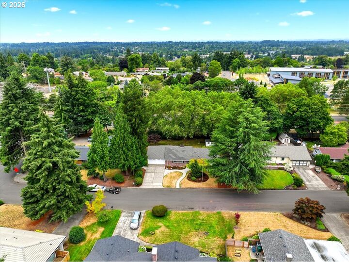 Property Photo:  4510 Willamette Dr  WA 98661 