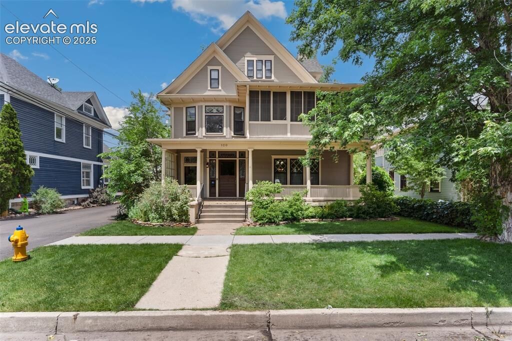 Property Photo:  120 E Espanola Street  CO 80907 