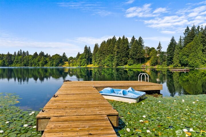 Property Photo:  2126  Log Cabin Road SE  WA 98501 
