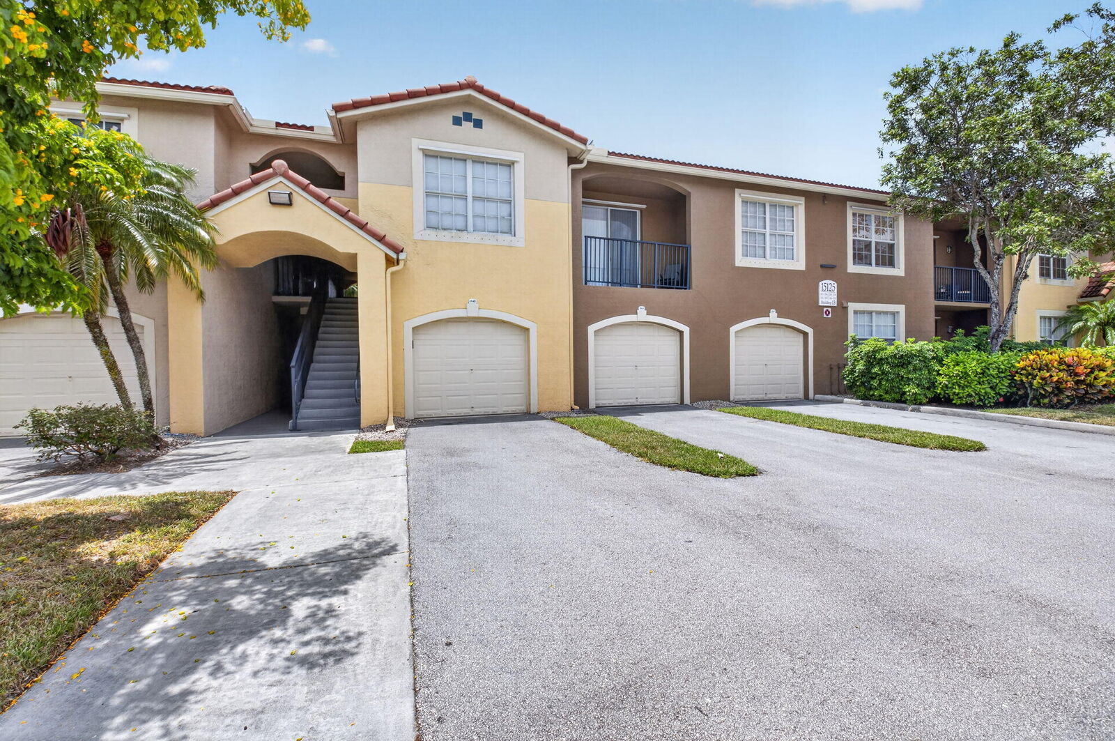 Property Photo:  15125 Michelangelo Boulevard 202  FL 33446 