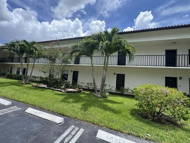 Property Photo:  3 Vía De Casas Sur  FL 33426 
