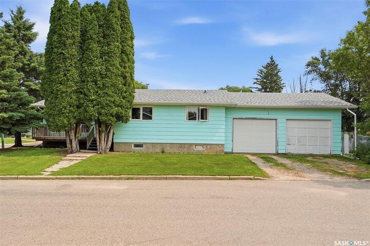 29 Macdowall Crescent — photo 1