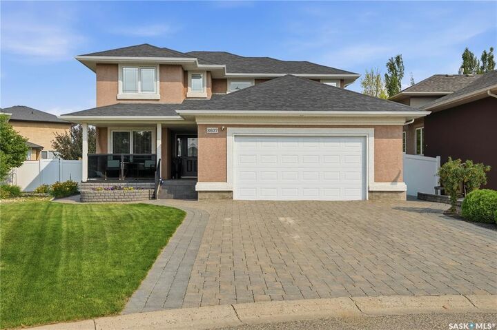 Property Photo:  8607 Wascana Gardens Lane  SK S4V 1G1 