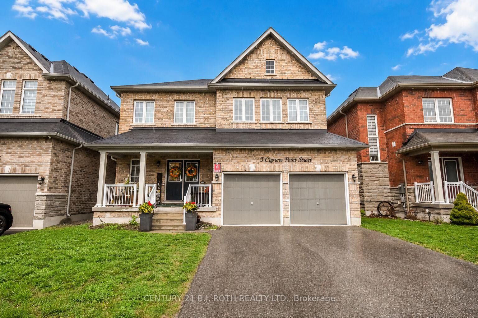 Property Photo:  5 Cypress Point Street  ON L4N 6J9 