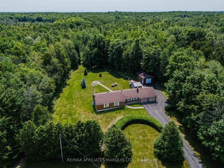 Property Photo:  19458 Caber Road  ON K0C 1S0 
