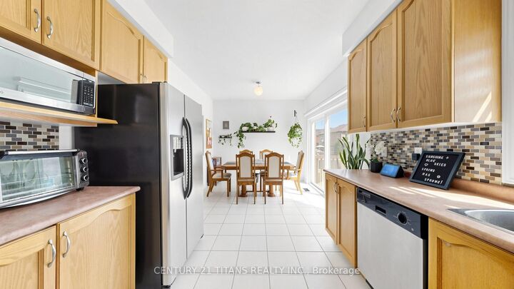 Property Photo:  13 Pamgrey Road  ON L6E 1X5 