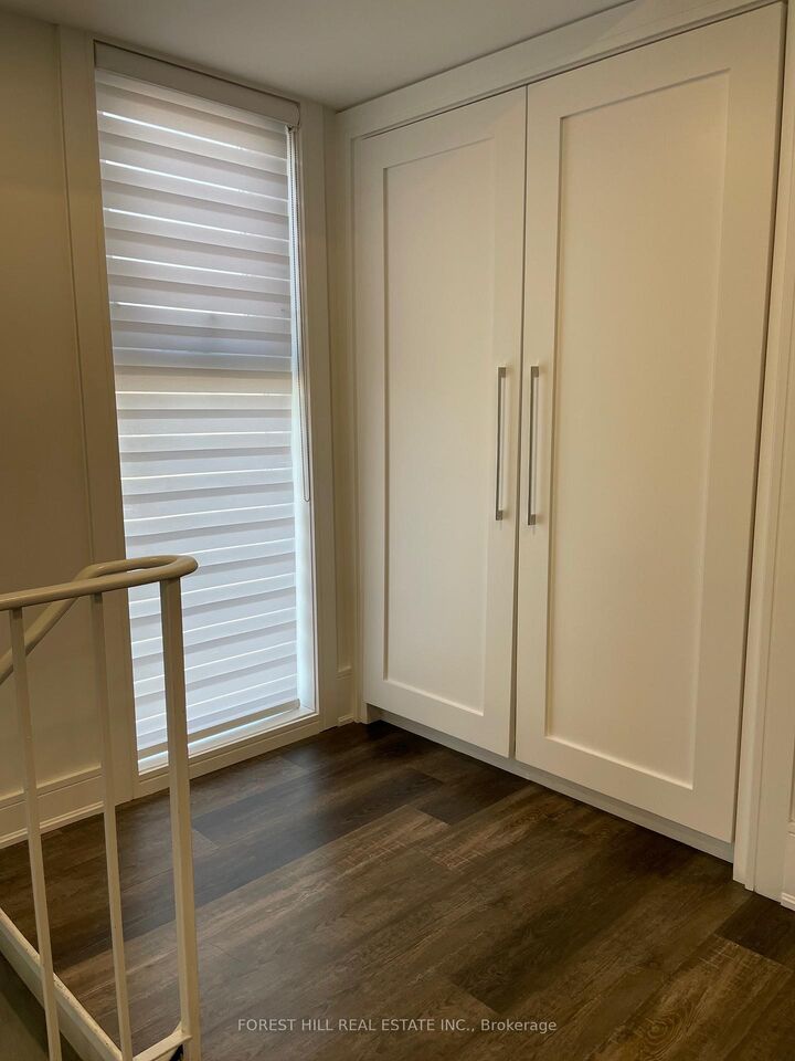 Property Photo:  2958 Islington Avenue NW 2958A  ON M9L 2K6 