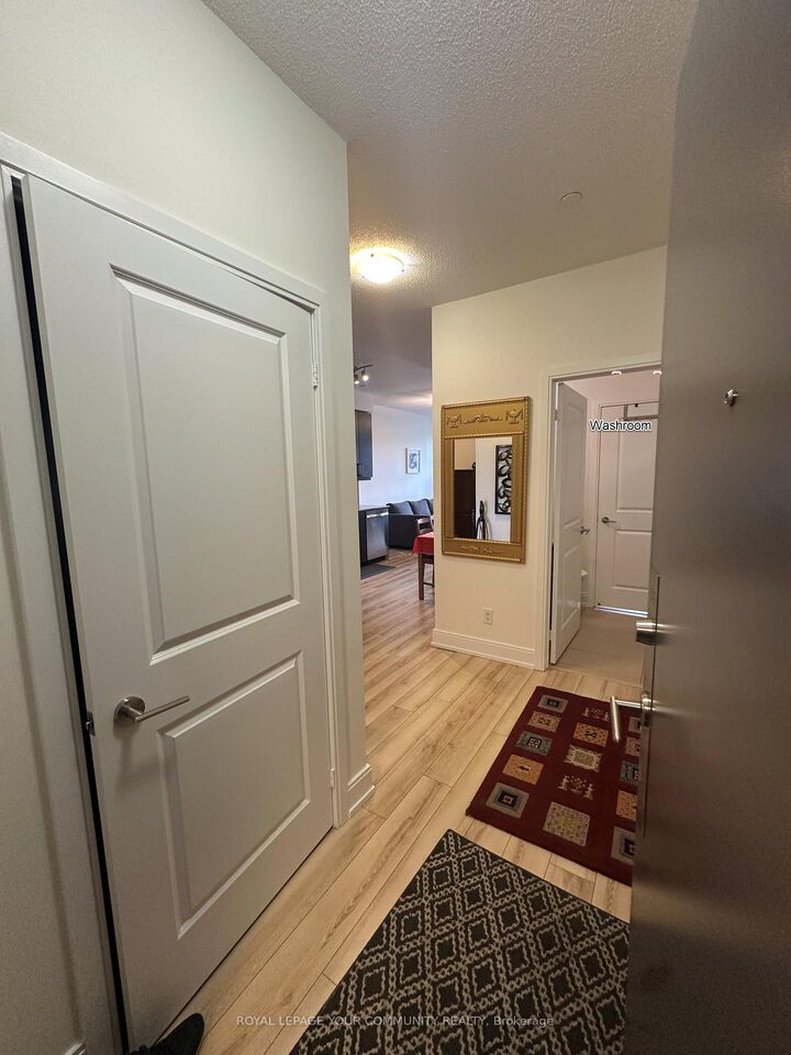 Property Photo:  9600 Yonge Street 515B  ON L4C 0X3 