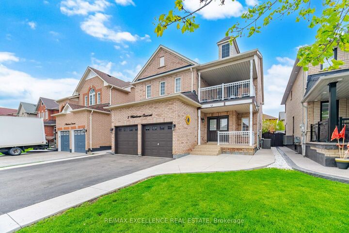Property Photo: 5 Whitehouse Crescent ON L6P 1M3