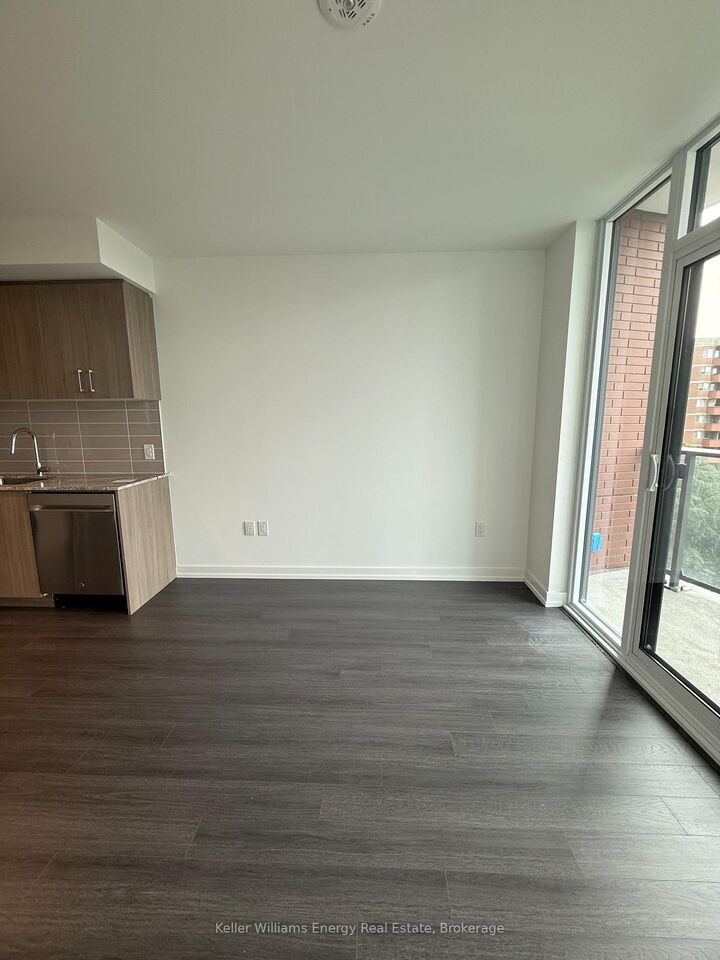 Property Photo:  4010 Eglinton Avenue W 803  ON M9A 4M2 