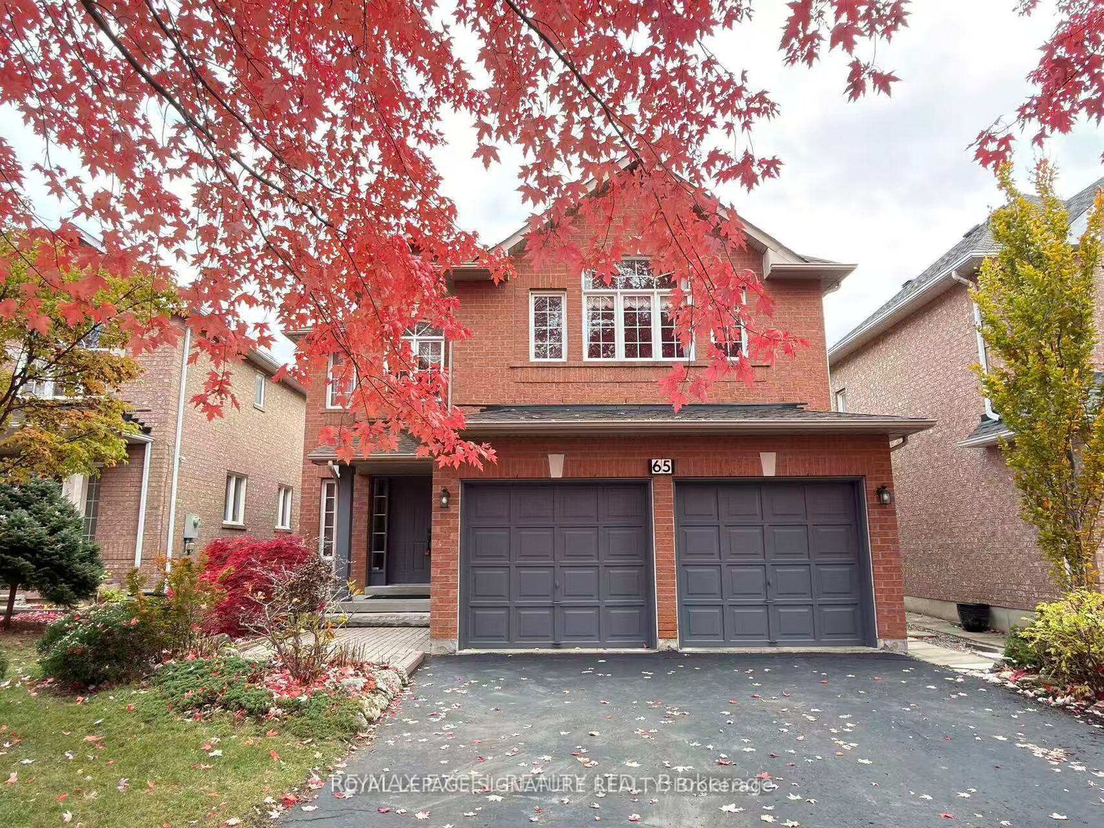 Property Photo:  