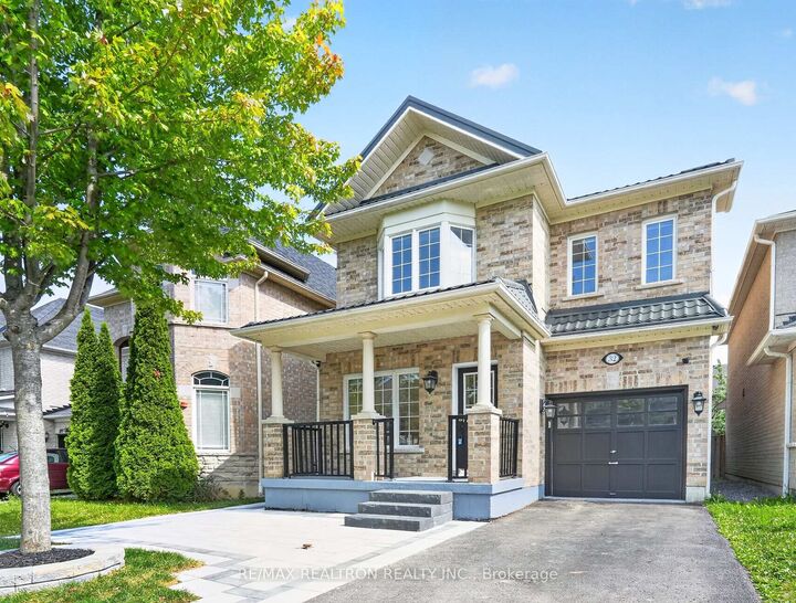 Property Photo: 32 Whitlock Crescent ON L1Z 2B2