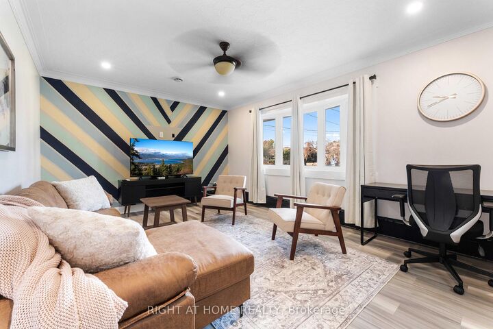 Property Photo:  47 Marshall Avenue  ON L3C 2N1 