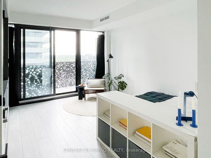 Property Photo:  55 Charles Street E 2111  ON M4Y 0J1 