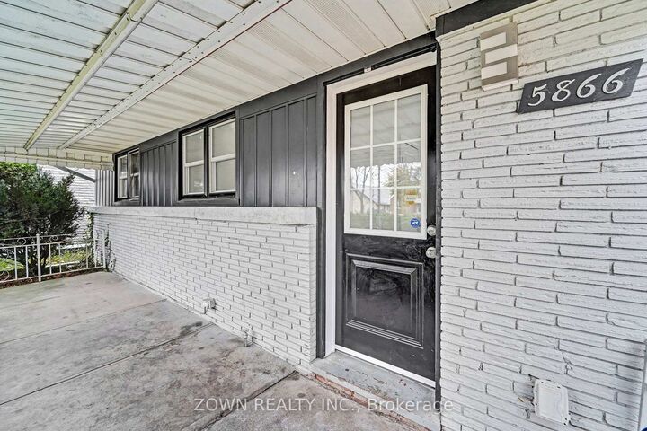 Property Photo:  5866 Valley Way Main Level  ON L2E 1Y1 