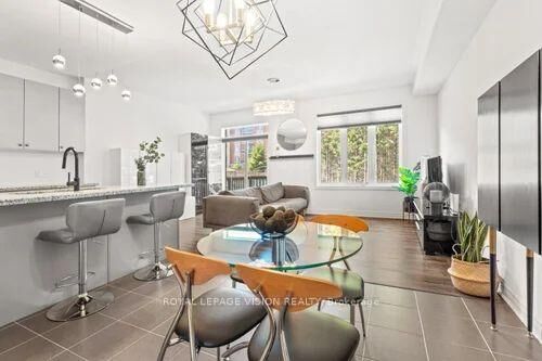 Property Photo: 360 William Graham Drive ON L4G 0Z9