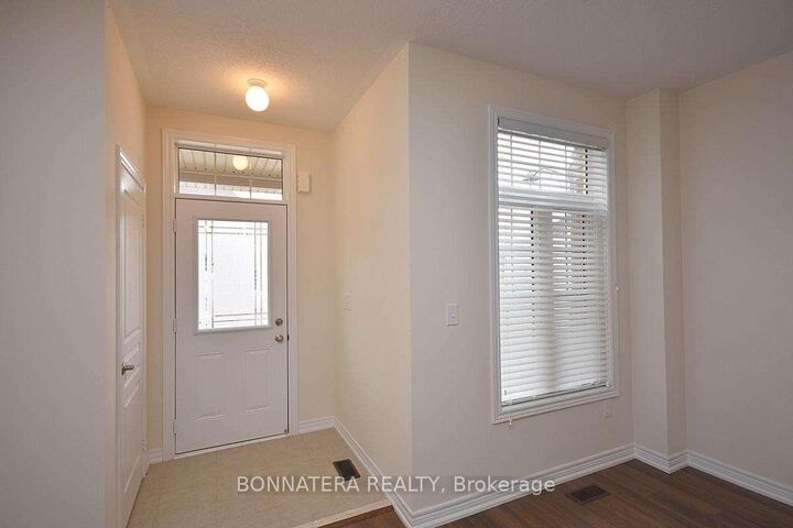 Property Photo:  462 Terrace Way  ON L6M 1N5 