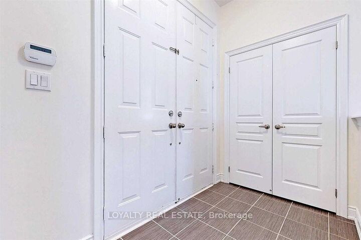 Property Photo: 11 Mayapple Lane ON L4E 1B8
