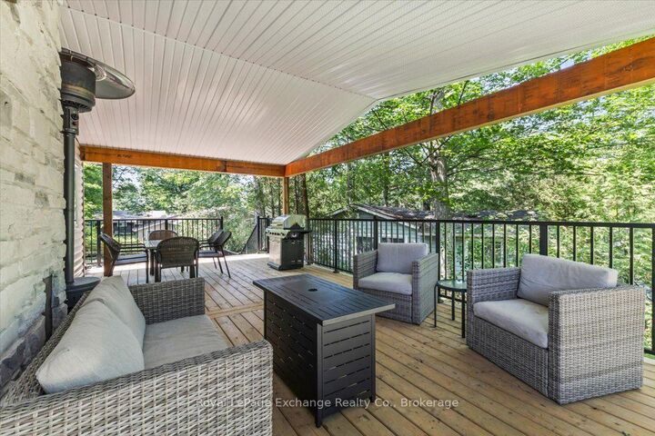 Property Photo:  819 Wilson Avenue  ON N2Z 2X3 