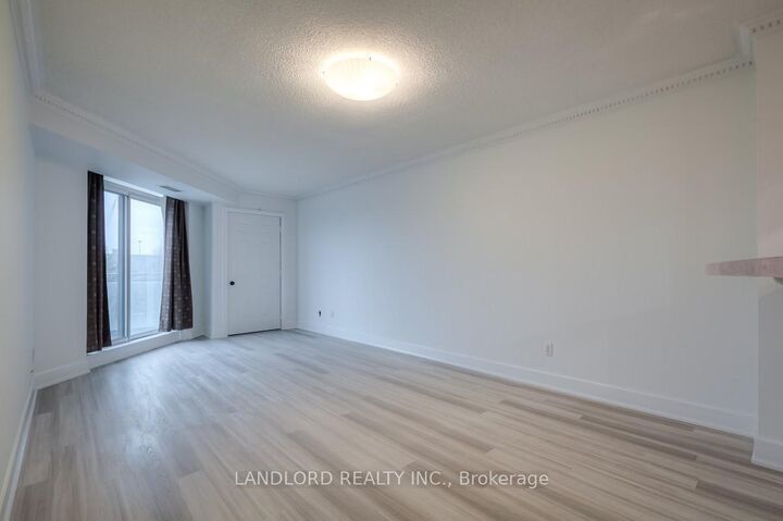 Property Photo:  190 Manitoba Street 511  ON M8Y 3Y8 