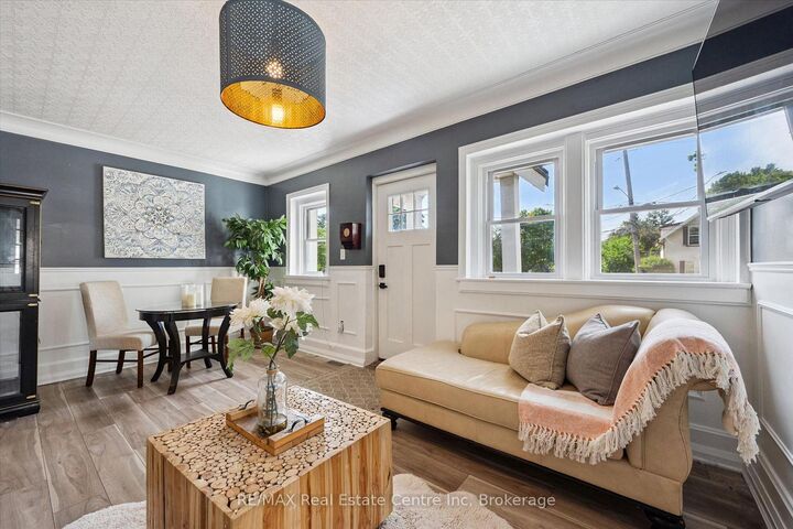 314 Paisley Road — photo 1
