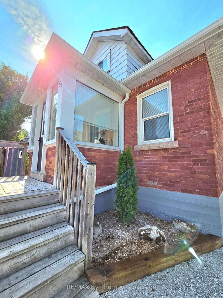 Property Photo:  52 Berry Street  ON N4L 1V3 