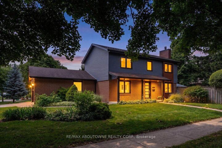 Property Photo: 3985 Taffey Crescent ON L5L 2A6