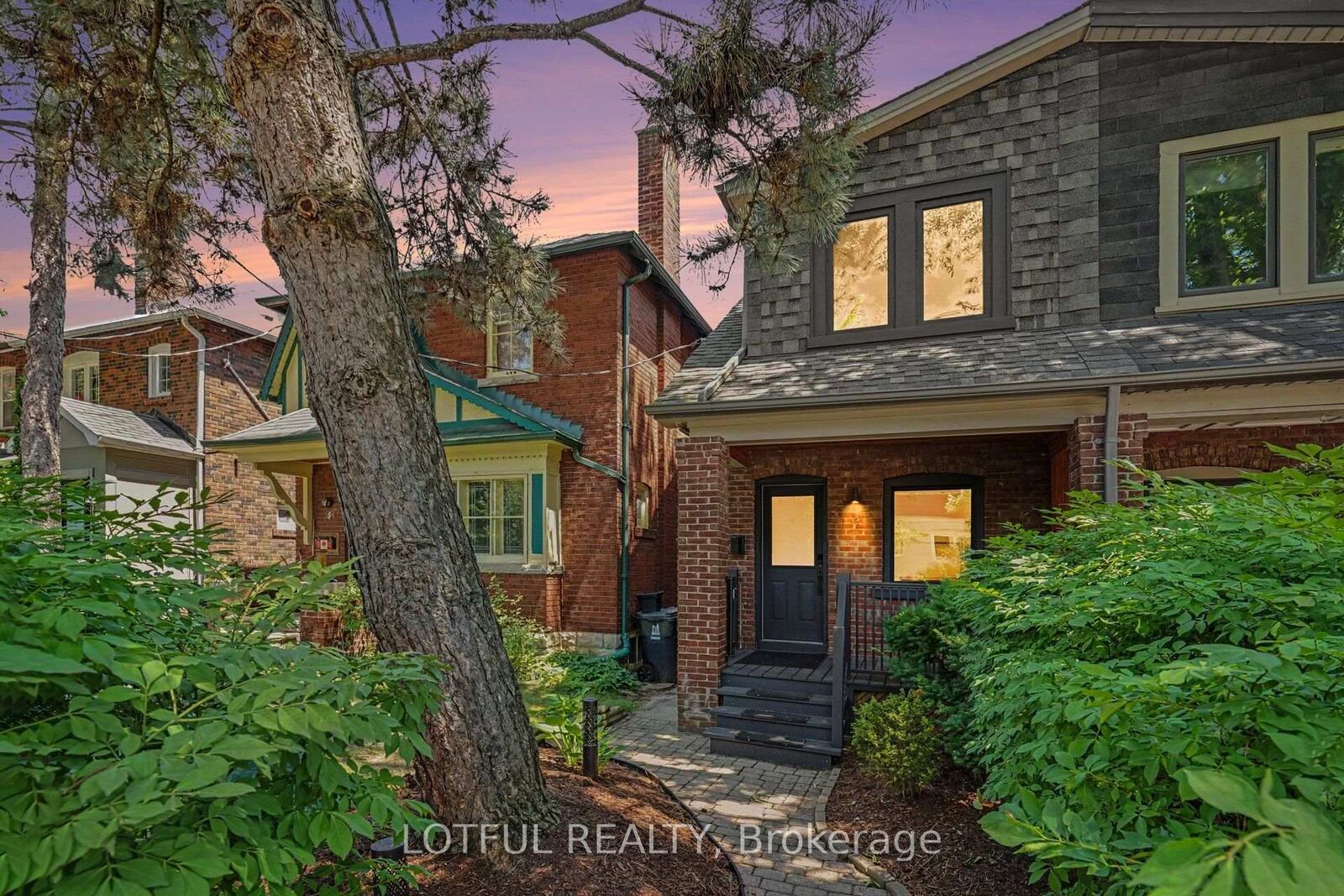 Property Photo:  3 Martin Road  ON M4S 2V1 