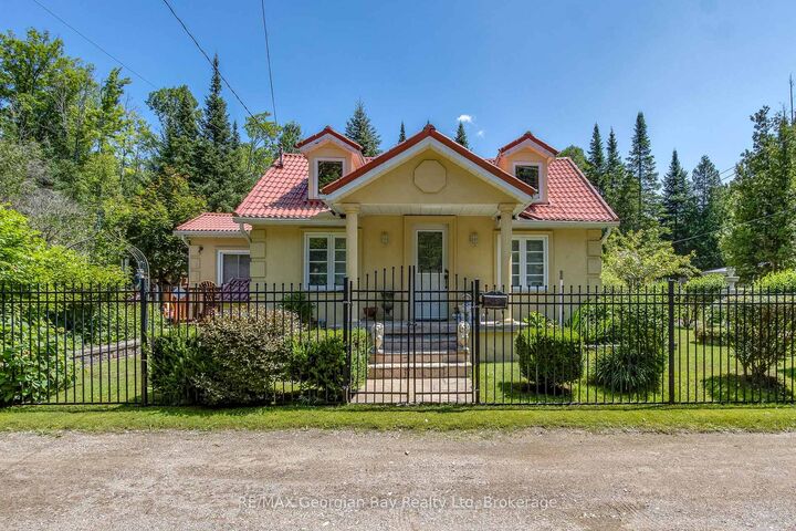 Property Photo: 3 Brookside Drive ON L0L 2J0