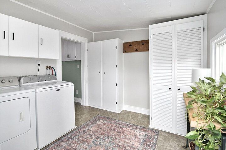 Property Photo:  457 Maple Street  ON L9Y 2S1 