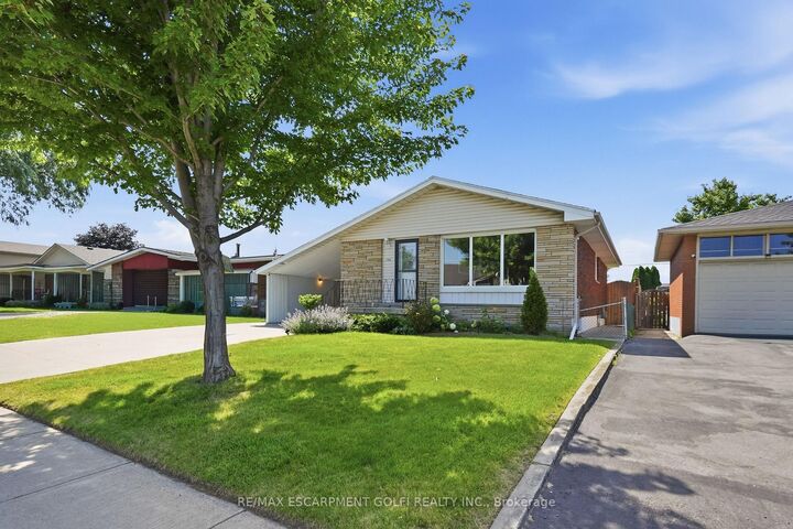 Property Photo: 104 Nash Road S ON L8K 4J7