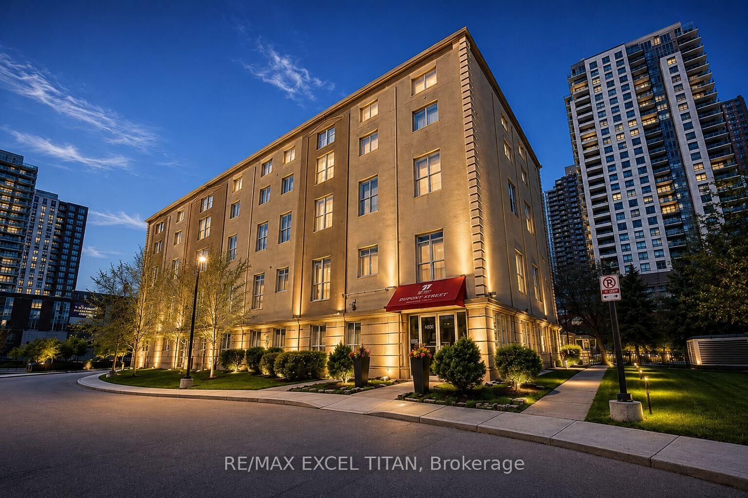 Property Photo:  1401 Dupont Street 128  ON M6H 4J7 