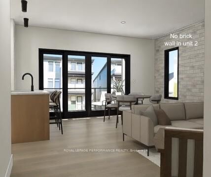 Property Photo:  344 Tweedsmuir Avenue 2  ON K1Z 5N4 