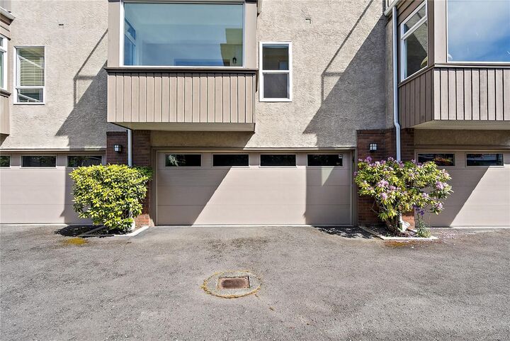 Property Photo:  108 Dallas Rd #4  BC V8V 1A3 