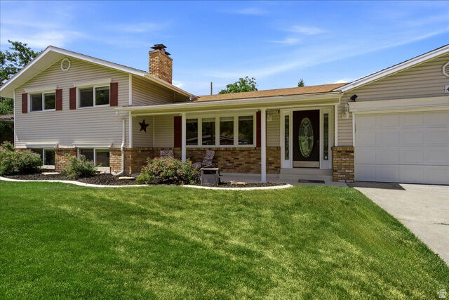 Property Photo:  4107 S College Dr  UT 84403 