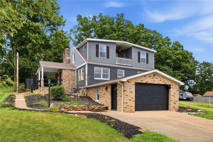 Property Photo: 2947 Chautauqua Dr PA 15044