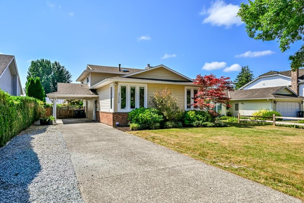 Property Photo: 27258 26B Avenue BC V4W 3K2
