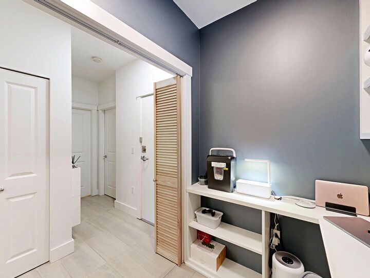 Property Photo: 2083 W 33rd Avenue 211 BC V6M 4M6
