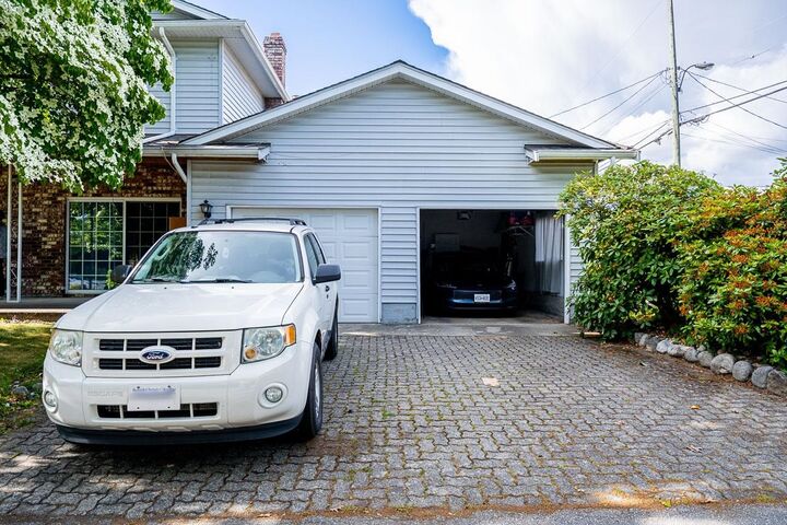 Property Photo: 1525 E 51st Avenue BC V5P 4R6