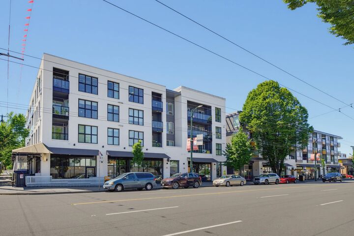 1588 E Hastings Street 218 — photo 1