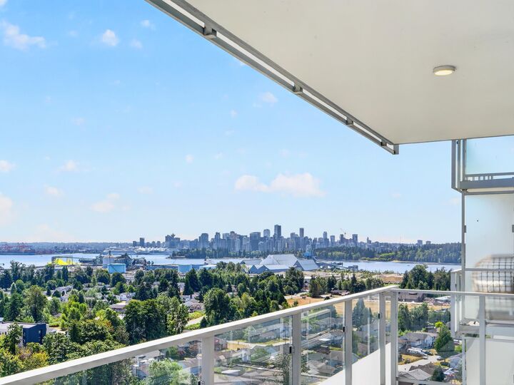 200 Klahanie Court 1802 — photo 1