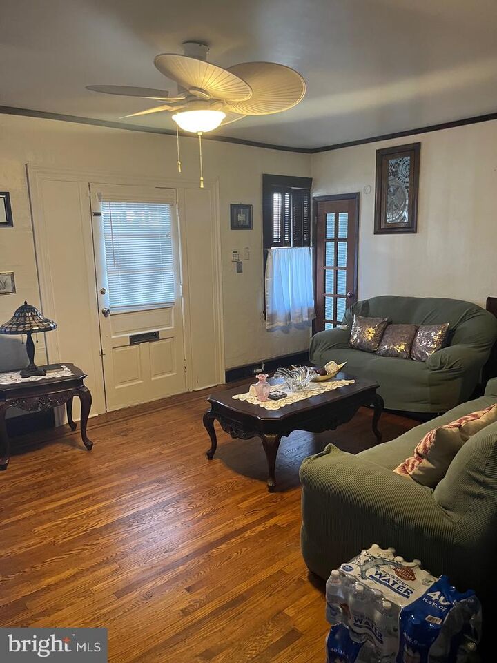 Property Photo:  1808 Griffith Street  PA 19111 