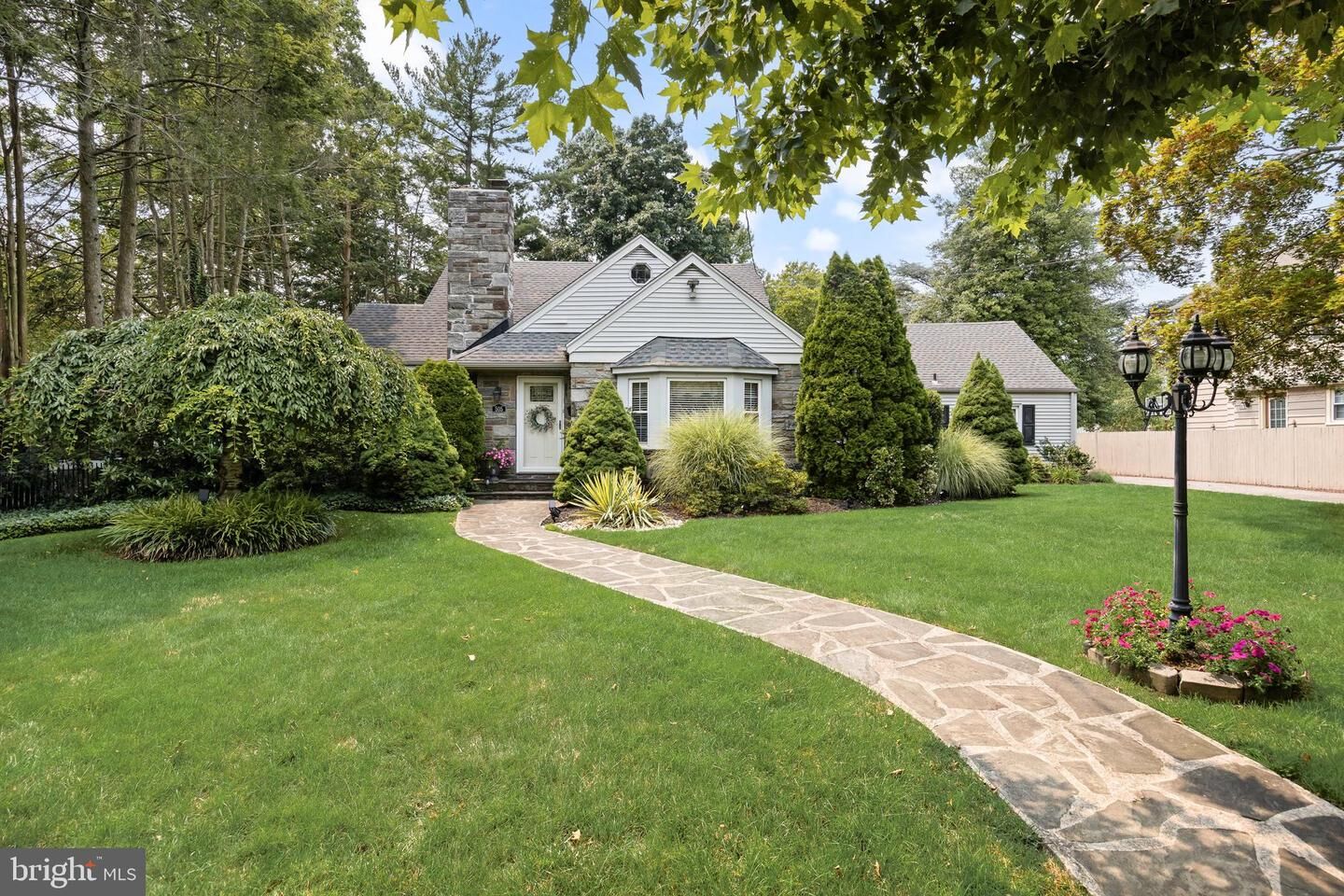 Property Photo:  505 W Crystal Lake Avenue  NJ 08033 