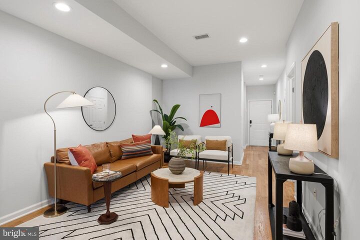 Property Photo:  740 Fairmont Street NW A  DC 20001 