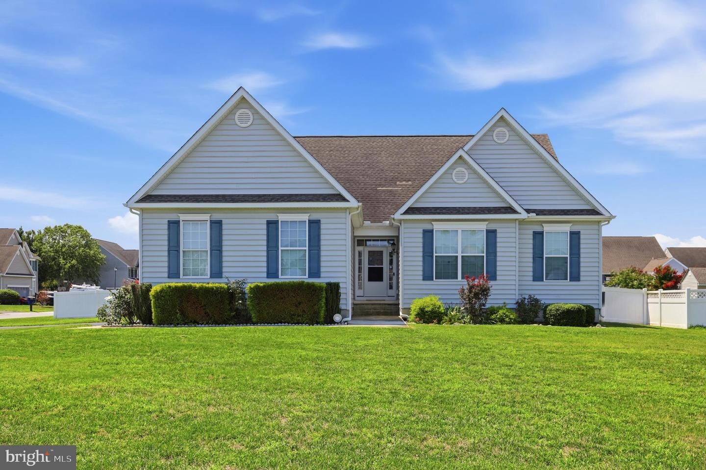 Property Photo: 201 Beaufort Lane DE 19963