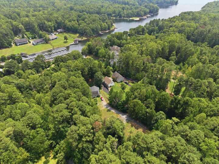 Property Photo:  3359 Fisherman Way  VA 23024 